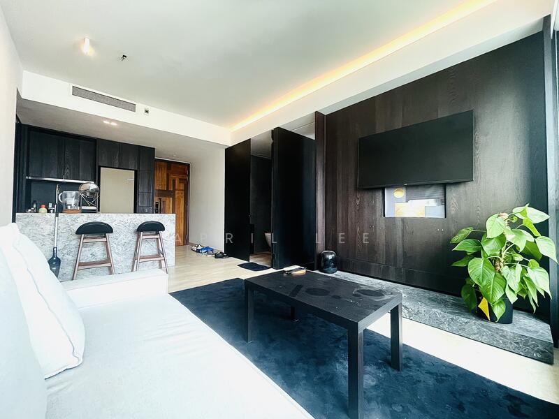 Newton 18 Apartment For Sale at S$ 1,400,000 | PropertyGuru Singapore - Living Room