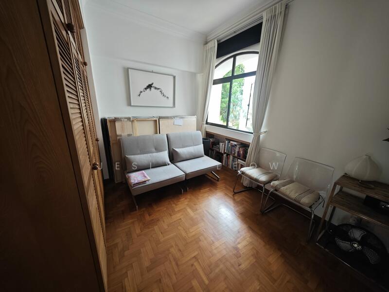 Tanglin Park Condominium For Sale at S$ 3,700,000 | PropertyGuru Singapore - Living Room