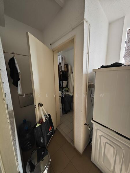 Tanglin Park Condominium For Sale at S$ 3,700,000 | PropertyGuru Singapore - Interior