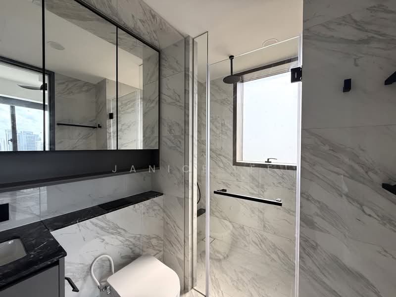 The Landmark, 173 Chin Swee Road, 2 Bedrooms, 764 sqft, Condominium For Rent, by Janice Lee, 500043891 - Bathroom - PropertyGuru.com.sg