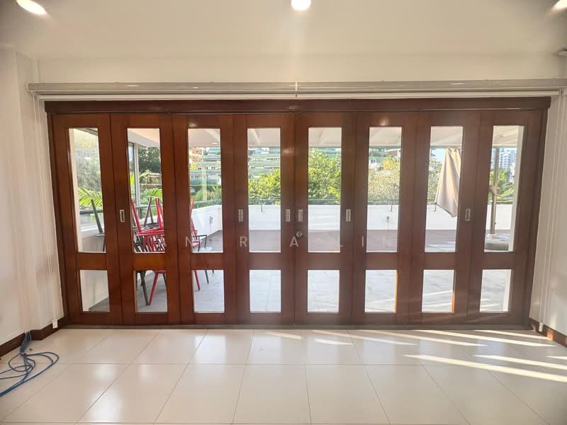 Pandan Valley, 1 Pandan Valley, 4 Bedrooms, 3,272 sqft, Condominium For Sale, by Andrea Lin, 500043940 - Balcony - PropertyGuru.com.sg