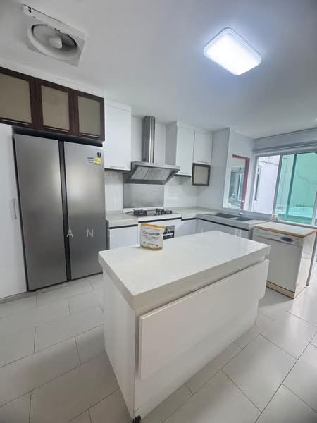 Pandan Valley, 1 Pandan Valley, 4 Bedrooms, 3,272 sqft, Condominium For Sale, by Andrea Lin, 500043940 - Kitchen - PropertyGuru.com.sg