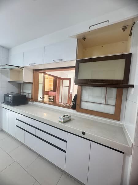Pandan Valley, 1 Pandan Valley, 4 Bedrooms, 3,272 sqft, Condominium For Sale, by Andrea Lin, 500043940 - Kitchen - PropertyGuru.com.sg