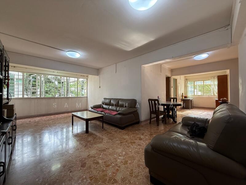 117 Bukit Merah Central HDB Flat For Sale at S$ 719,000 | PropertyGuru Singapore - Living Room