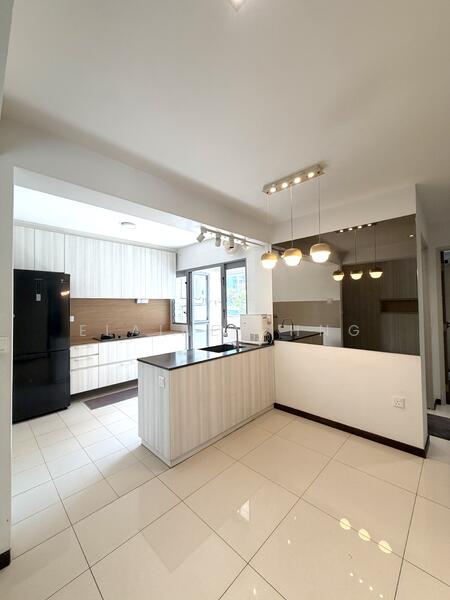 684A Edgedale Plains HDB Flat For Sale at S$ 719,000 | PropertyGuru Singapore