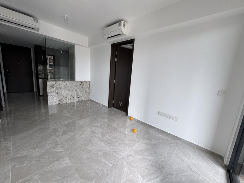 Tembusu Grand Condominium For Sale at S$ 1,950,000 | PropertyGuru Singapore