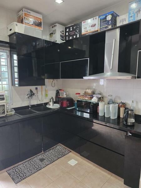 534382 Terraced House For Sale at S$ 4,380,000 | PropertyGuru Singapore - Kitchen