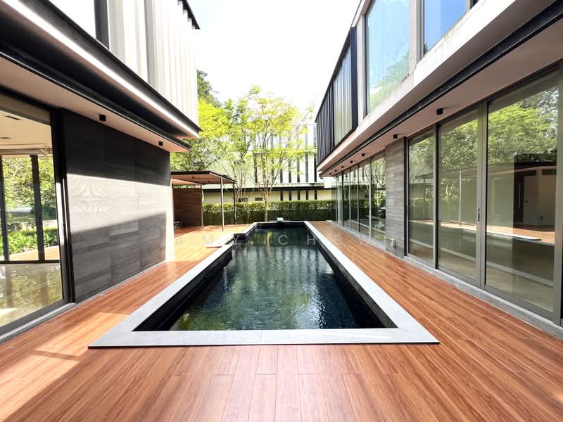 Luxury Modern 3 Storey Bungalow with 7 Spacious Bedrooms Lift and Pool, Bin Tong Park Victoria Park Rebecca Road, 7 Bedrooms, 10,000 sqft, Bungalow House For Rent, by Amy Chew, 500044099 - Exterior - PropertyGuru.com.sg