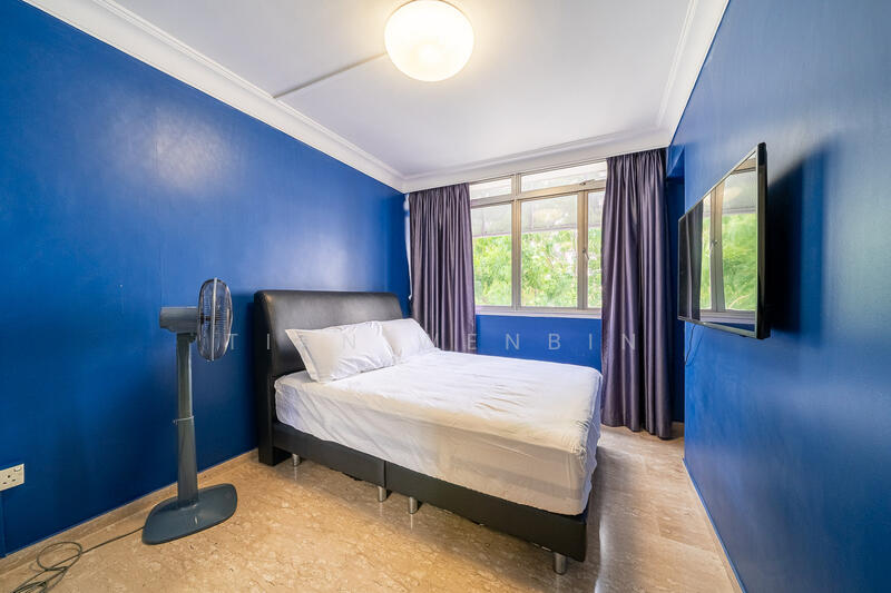 81B Lorong 4 Toa Payoh HDB Flat For Sale at S$ 1,199,999 | PropertyGuru Singapore - Bedroom