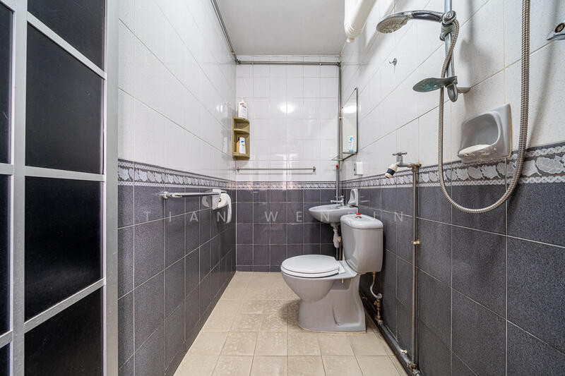 81B Lorong 4 Toa Payoh HDB Flat For Sale at S$ 1,199,999 | PropertyGuru Singapore