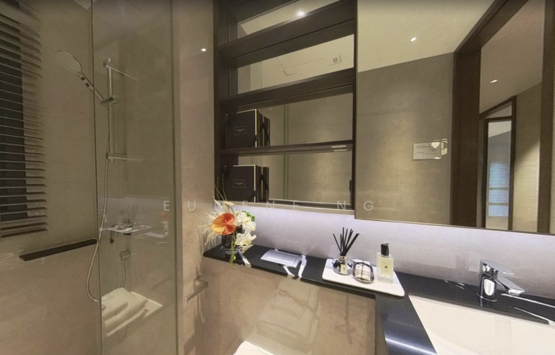 CHEAP 4BR, DIRECT MRT ACCESS, HIGH RENTAL YIELD Condominium For Sale at S$ 4,700,000 | PropertyGuru Singapore - Bathroom