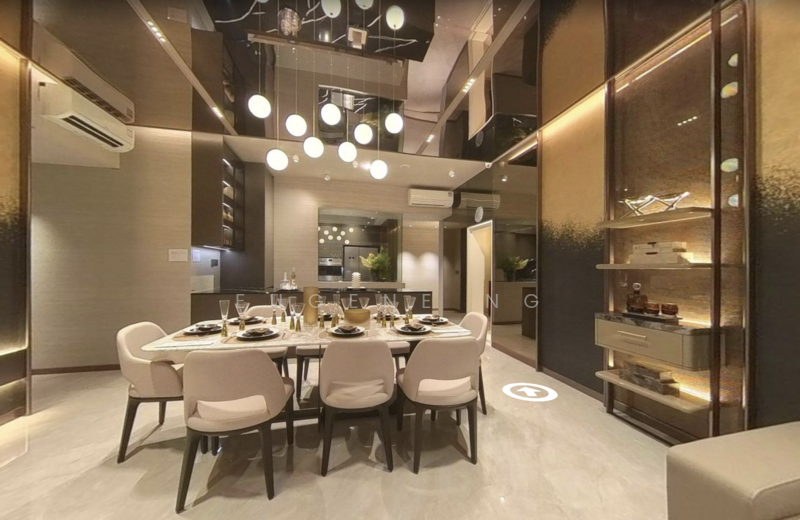 CHEAP 4BR, DIRECT MRT ACCESS, HIGH RENTAL YIELD Condominium For Sale at S$ 4,700,000 | PropertyGuru Singapore - Dining Room