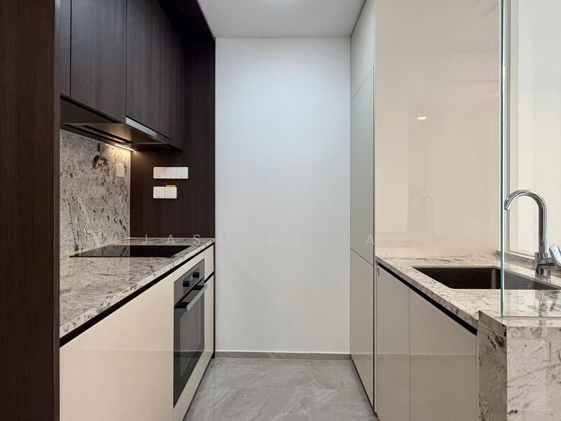 Tembusu Grand, 92 Jalan Tembusu, 2 Bedrooms, 743 sqft, Condominium For Rent, by Jasmine Tan, 500044115 - Kitchen - PropertyGuru.com.sg