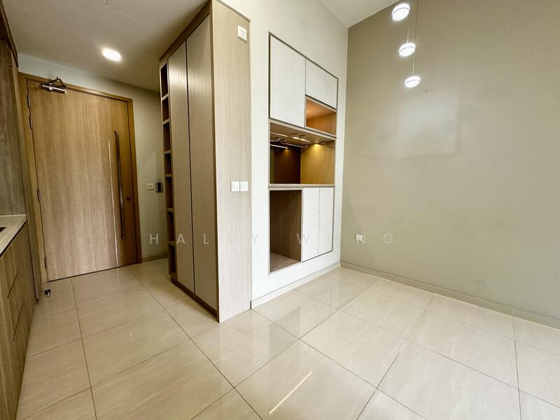 For Rent - Flora View