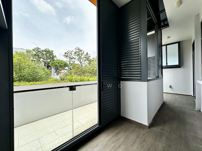 For Rent - Flora View