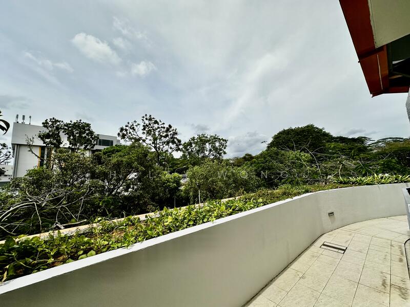 For Rent - Flora View