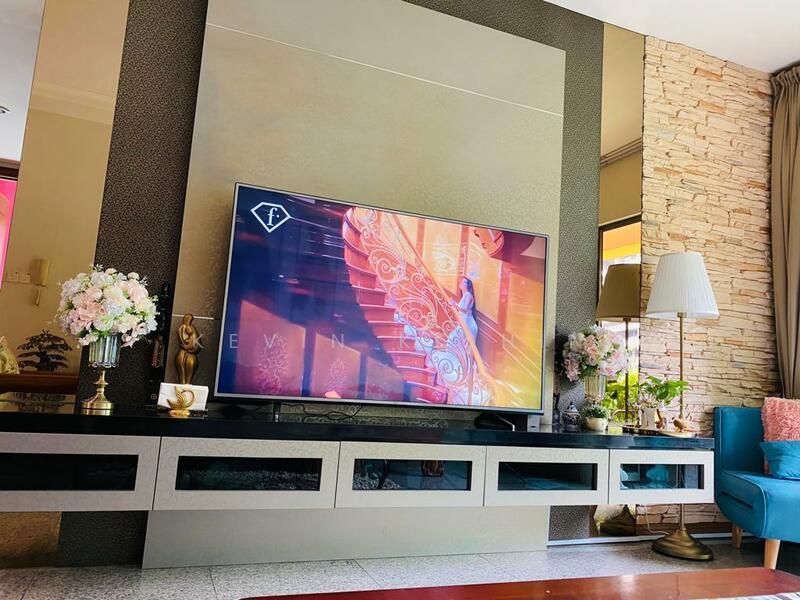 Hillbrooks Condominium For Sale at S$ 1,750,000 | PropertyGuru Singapore