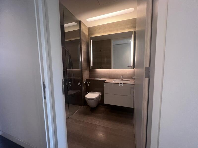 Lloyd SixtyFive, 65 Lloyd Road, 3 Bedrooms, 2,422 sqft, Condominium For Rent, by Ray Lim, 500044180 - Bathroom - PropertyGuru.com.sg