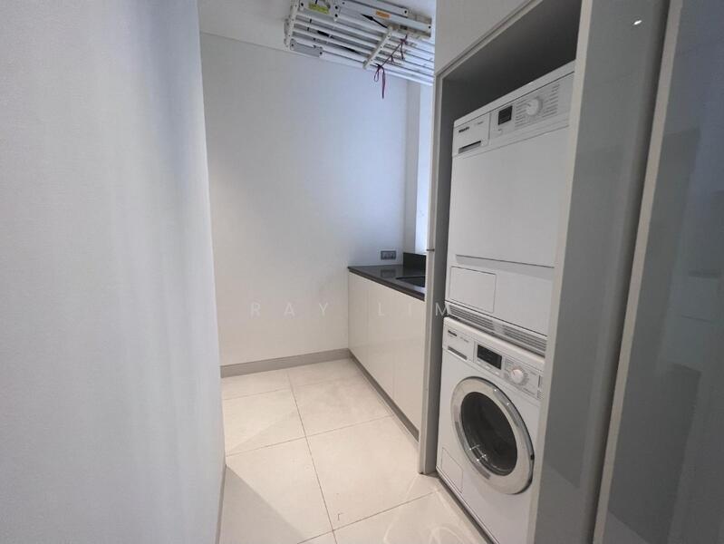 Lloyd SixtyFive, 65 Lloyd Road, 3 Bedrooms, 2,422 sqft, Condominium For Rent, by Ray Lim, 500044180 - Interior - PropertyGuru.com.sg