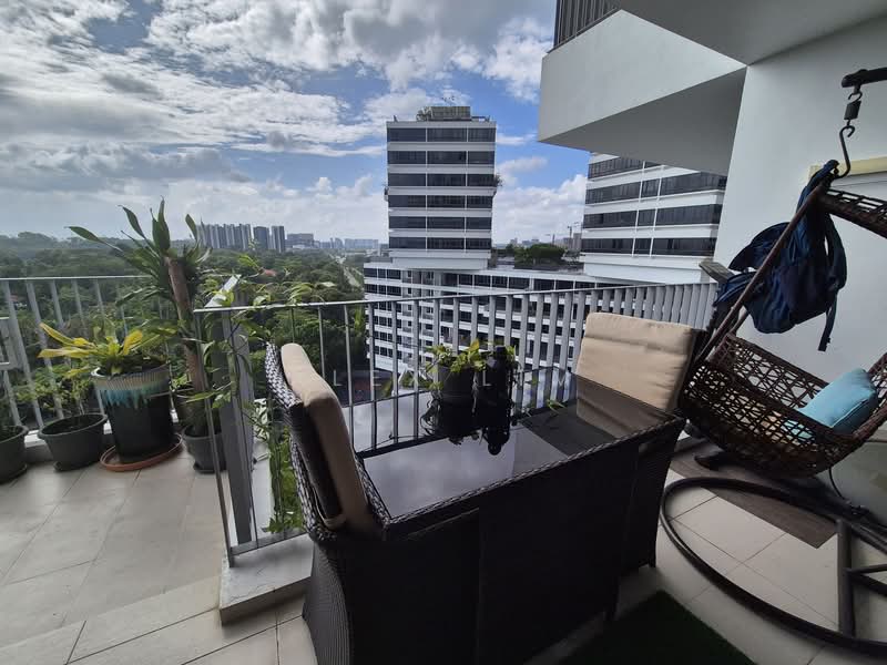 The Interlace, 184 Depot Road, 3 Bedrooms, 2,110 sqft, Condominium For Sale, by Alex Lim, 500044259 - Balcony - PropertyGuru.com.sg