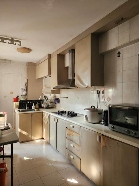 684A Choa Chu Kang Crescent, 684A Choa Chu Kang Crescent, 4 Bedrooms, 1,184 sqft, HDB Flat For Rent, by Eugene Lin, 500044265 - Kitchen - PropertyGuru.com.sg