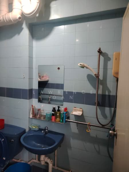 270 Bishan Street 24, 270 Bishan Street 24, 3 Bedrooms, 1,112 sqft, HDB Flat For Sale, by Lawrence Gan, 500044307 - Bathroom - PropertyGuru.com.sg