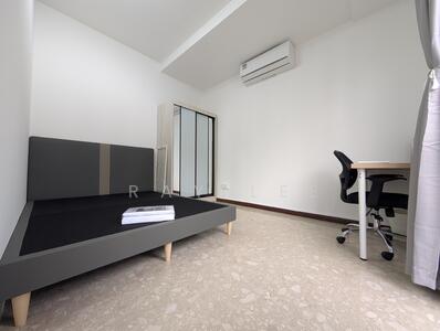 For Rent - The Florida