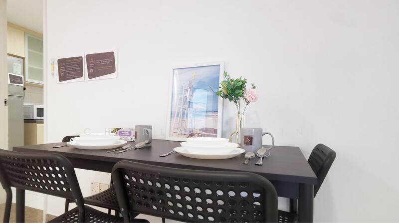 The Regalia, 2 River Valley Close, Room Rental, 100 sqft, Apartment For Rent, by Charlotte Lin, 500044325 - Dining Room - PropertyGuru.com.sg