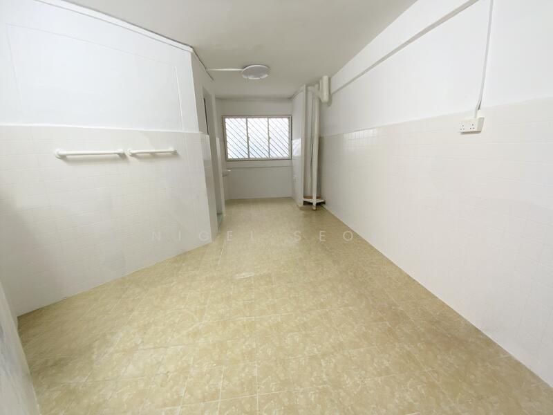 304 Serangoon Avenue 2 HDB Flat For Sale at S$ 645,000 | PropertyGuru Singapore - Interior