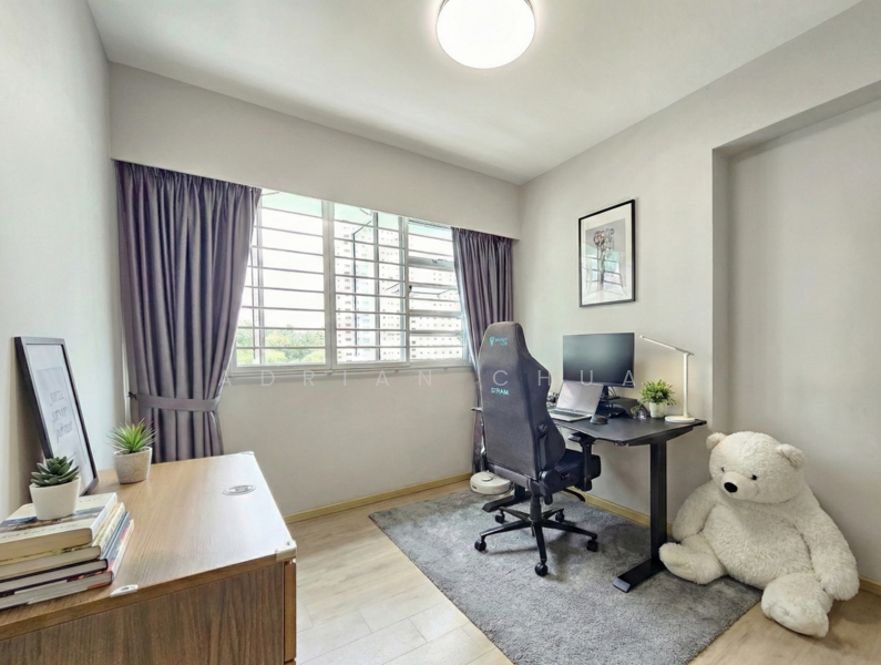 93B Telok Blangah Street 31 HDB Flat For Sale at S$ 1,108,888 | PropertyGuru Singapore - Common Room A