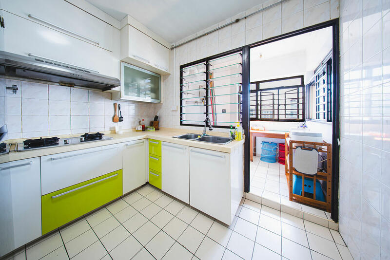 227B Compassvale Drive HDB Flat For Sale at S$ 699,000 | PropertyGuru Singapore - Kitchen
