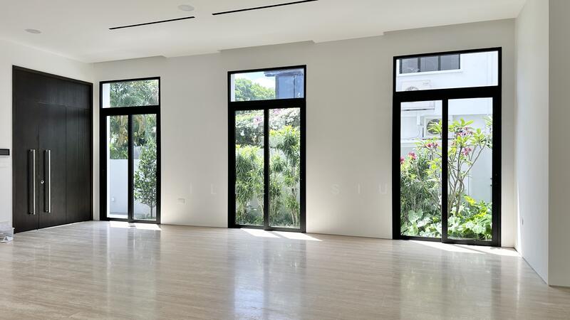 1km to Henry Park, Luxury Bungalow at Mount Sinai Estate Detached House For Sale at S$ 19,800,000 | PropertyGuru Singapore - Living Room
