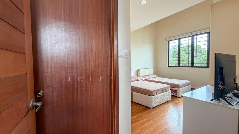☀️Wide Frontage☀️1KM Henry Park Primary ☀️Elevated FH Semi-D☀️ ☎️8686~9040 Joleen, , 6 Bedrooms, 4,800 sqft, Semi-Detached House For Sale, by Joleen Lye, 500044419 - Bedroom - PropertyGuru.com.sg