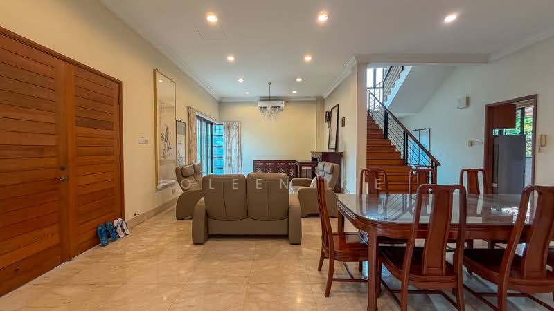 ☀️Wide Frontage☀️1KM Henry Park Primary ☀️Elevated FH Semi-D☀️ ☎️8686~9040 Joleen, Tanglin / Holland / Bukit Timah, 6 Bedrooms, 4,800 sqft, Semi-Detached House For Sale, by Joleen Lye, 500044419 - Living Room - PropertyGuru.com.sg