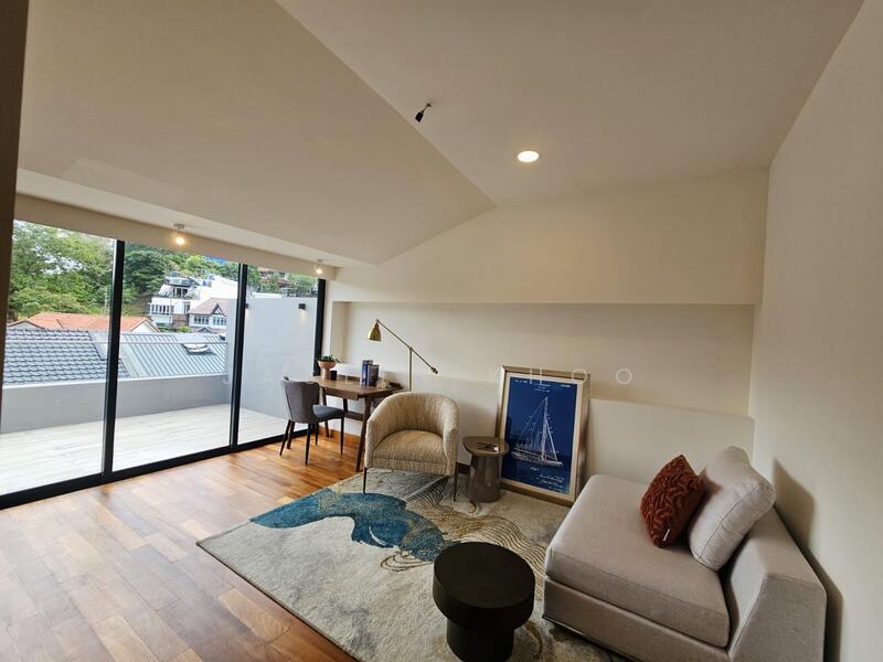 🏠 District 15 Luxury Brand New Interterrace Home at Opera Estate ♫ Terraced House For Sale at S$ 6,380,000 | PropertyGuru Singapore - Study