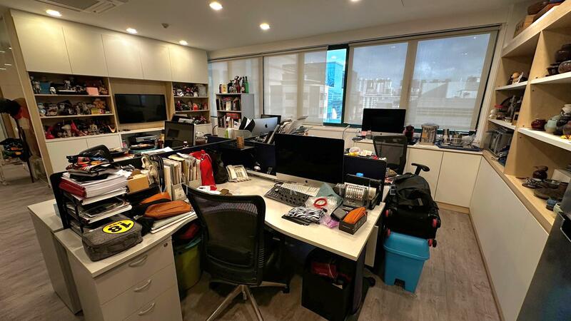 Redhill Forum, 16 Jalan Kilang Timor, 1,044 sqft, Light Industrial (B1) For Sale, by Victor The, 500044718 - Study - CommercialGuru.com.sg