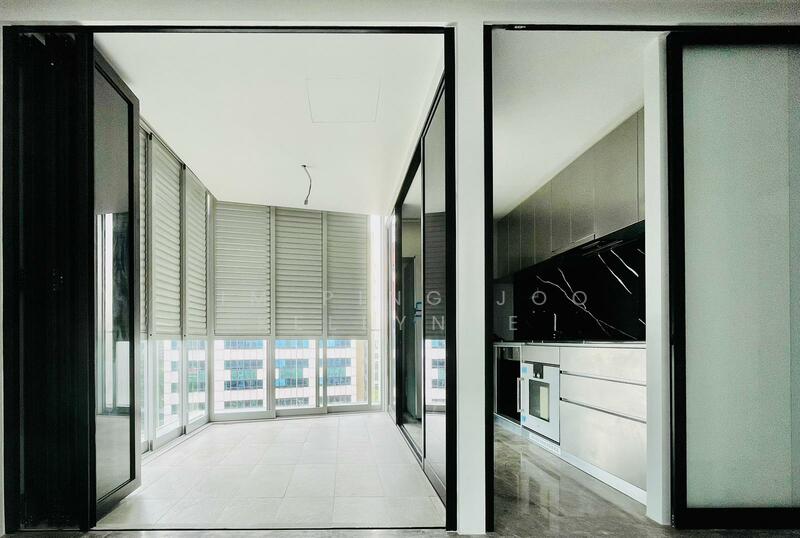 The Iveria Condominium For Sale at S$ 2,743,000 | PropertyGuru Singapore - Kitchen