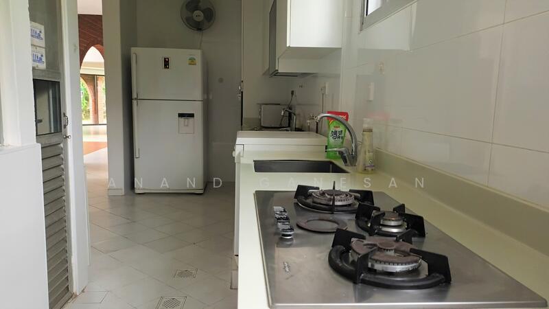 Detached House @ Chestnut Crescent, Chestnut Crescent, 4 Bedrooms, 4,000 sqft, Detached House For Rent, by Anand Ganesan, 500044849 - Kitchen - PropertyGuru.com.sg