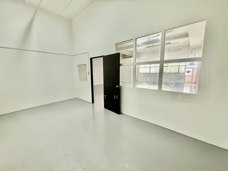 Harvest @ Woodlands, Sembawang / Yishun, 1,658 sqft, Factory / Workshop (B2) For Rent, by Shawn Thayalan, 500044862 - CommercialGuru.com.sg