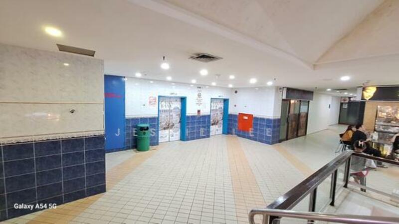 Upper Serangoon Shopping Centre, 756 Upper Serangoon Road, 238 sqft, Mall Shop For Rent, by Jessie Lee, 500044873 - Lobby - CommercialGuru.com.sg