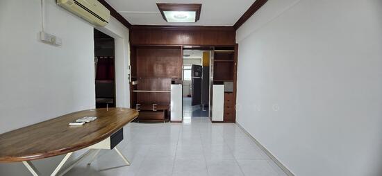 For Sale - 702 Yishun Avenue 5