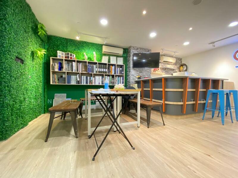 Citilink Warehouse Complex, 102E Pasir Panjang Road, Buona Vista / West Coast / Clementi New Town, 947 sqft, Light Industrial (B1) For Rent, by EDMUND TEO, 500044916 - Living Room - CommercialGuru.com.sg