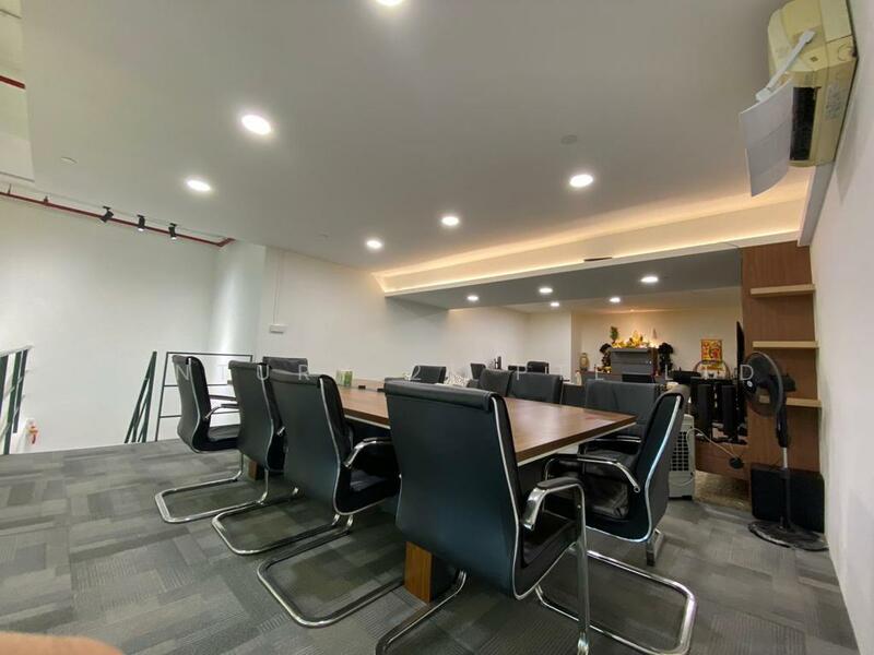 Citilink Warehouse Complex, 102E Pasir Panjang Road, Buona Vista / West Coast / Clementi New Town, 947 sqft, Light Industrial (B1) For Rent, by EDMUND TEO, 500044916 - CommercialGuru.com.sg