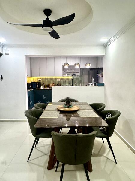 682 Choa Chu Kang Crescent HDB Flat For Sale at S$ 700,000 | PropertyGuru Singapore