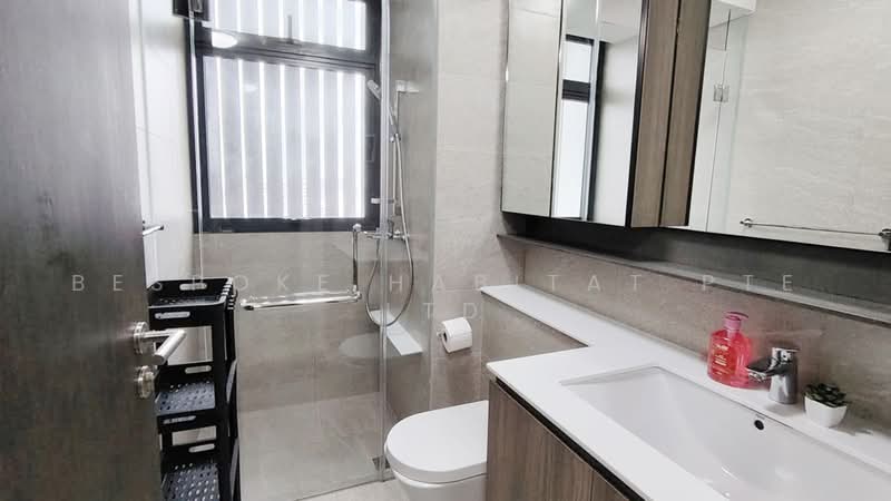 The Clement Canopy, 18 Clementi Avenue 1, Buona Vista / West Coast / Clementi New Town, Room Rental, 100 sqft, Condominium For Rent, by Bespoke Habitat Pte Ltd, 500044944 - 27-10 Common Bathroom - PropertyGuru.com.sg
