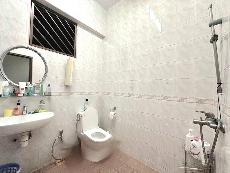 lorong marican Semi-Detached House For Sale at S$ 6,999,999 | PropertyGuru Singapore - Bathroom