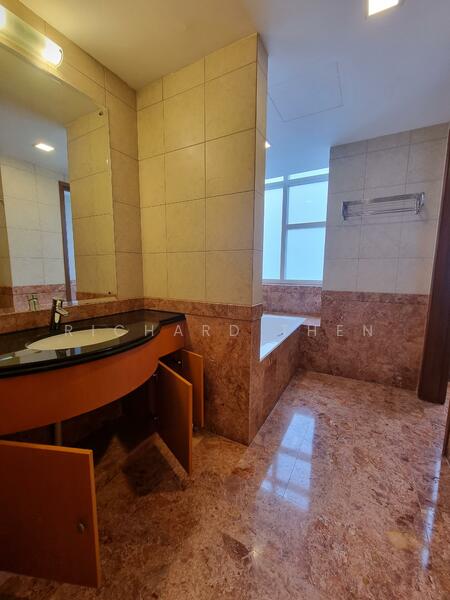 Orchard Scotts, 3 Anthony Road, 4 Bedrooms, 2,508 sqft, Condominium For Rent, by Richard Then, 500044984 - Bathroom - PropertyGuru.com.sg