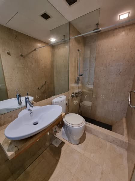 Icon Apartment For Sale at S$ 1,200,000 | PropertyGuru Singapore - Bathroom