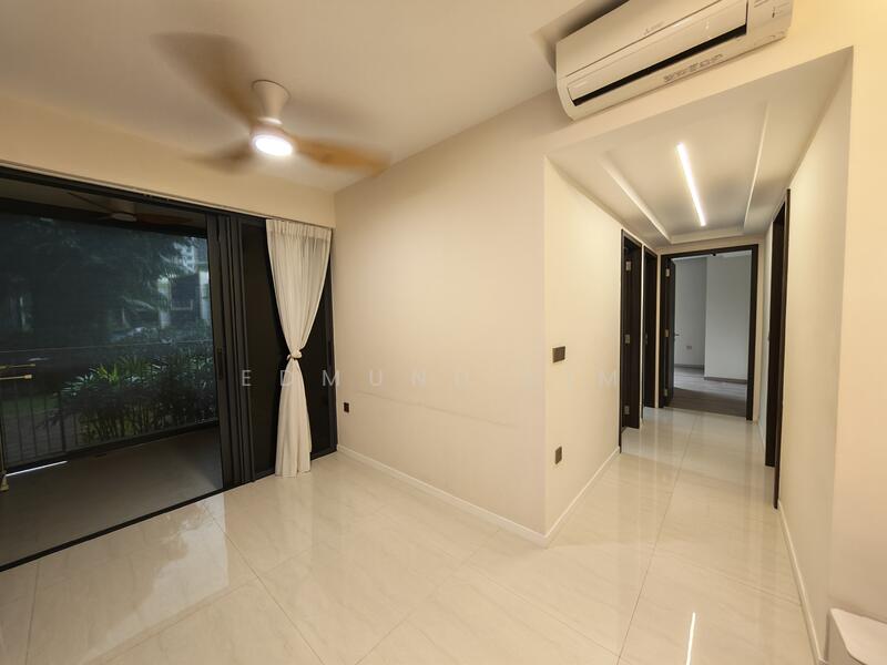 Riverfront Residences Condominium For Sale at S$ 1,588,888 | PropertyGuru Singapore - Corridor