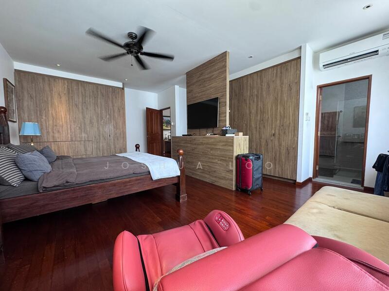 ⭐️⭐️LANDED7772@ Watten Estate Corner Terrace Corner Terrace For Sale at S$ 8,500,000 | PropertyGuru Singapore - Master Bedroom